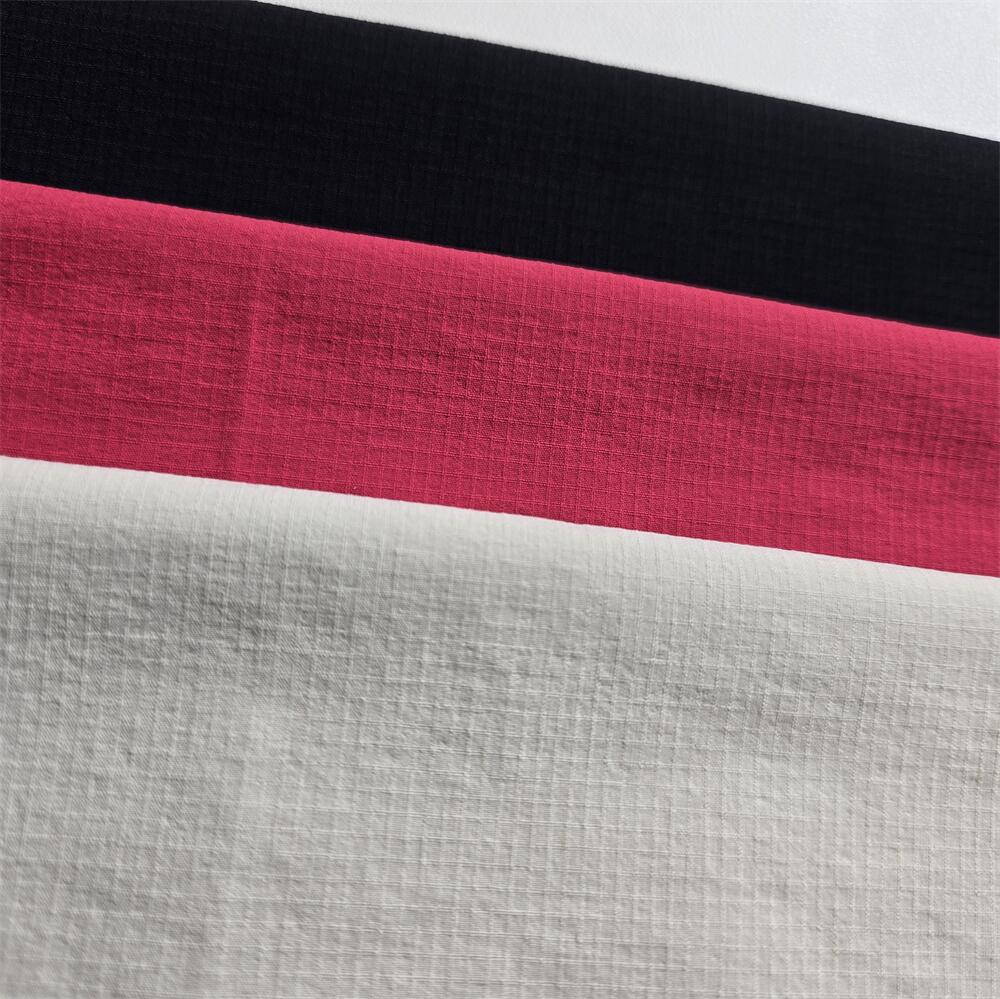 70D Semi-dull Nylon Checkered 4-Way Stretch Fabric 1 Nylon Checkered 4-Way Stretch Fabric
